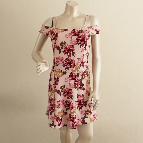 Derek Heart Dresses & Skirts - Derek Heart Pink Floral Off Shoulder Dress
